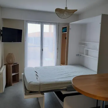 Chez Fany Et Ben Apartment *