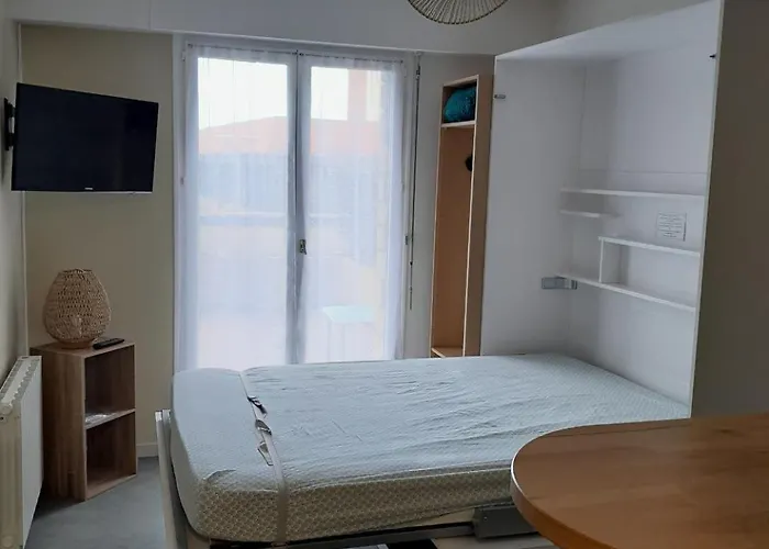 Chez Fany Et Ben Apartment *